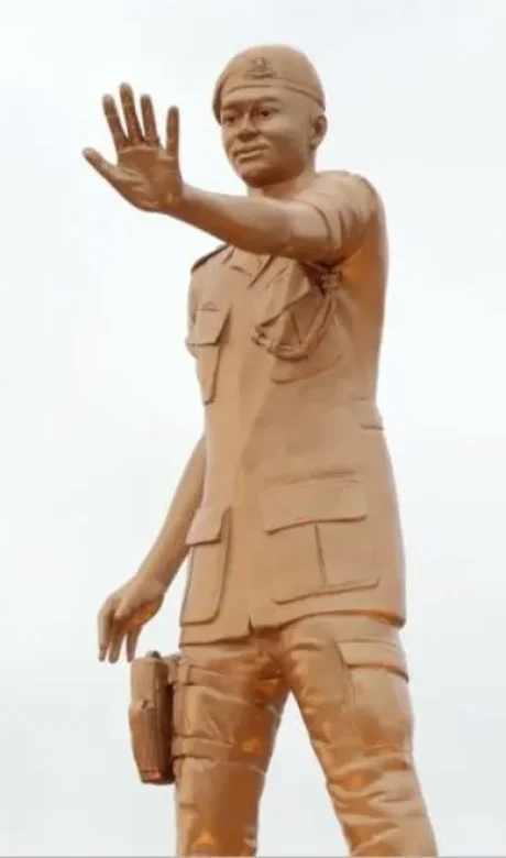 Major Maxwell Mahama's Statue 01